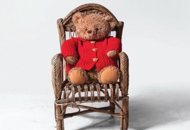 Η θεατρική παράσταση ‘Το ευχαριστημένο’ της Μαρίνας Καραγάτση, στο θέατρο Απόλλων